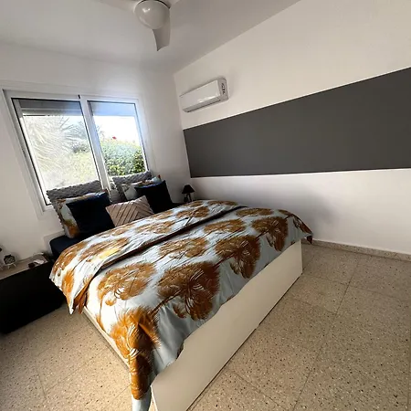 Coral Bay Star - Direct Sea Location Apartmán *