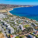 Coral Bay Star - Direct Sea Location