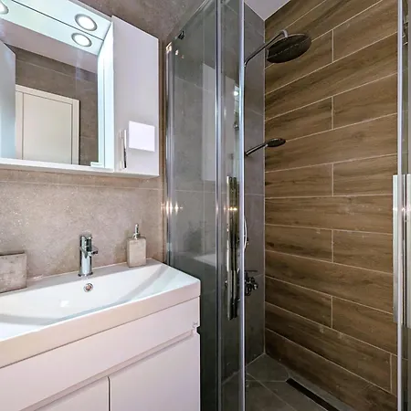 Apartman Coral Bay Star - Direct Sea Location Péjia