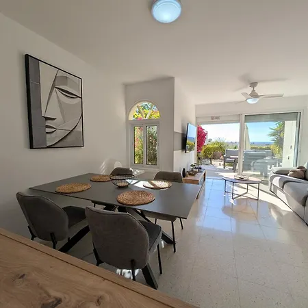 Coral Bay Star - Direct Sea Location * Peyia